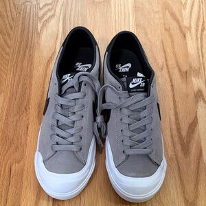 NEW Nike Zoom All Court Shoes